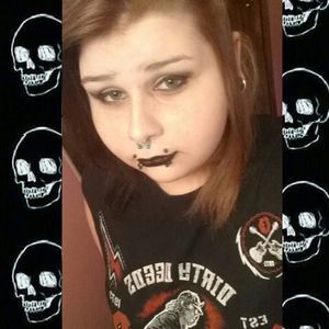 Meet your Posher, Kaitlyn